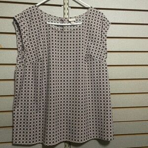 Merona Women's Plus Size XXL Geometric Print Cap Sleeve Keyhole Neck Top‎